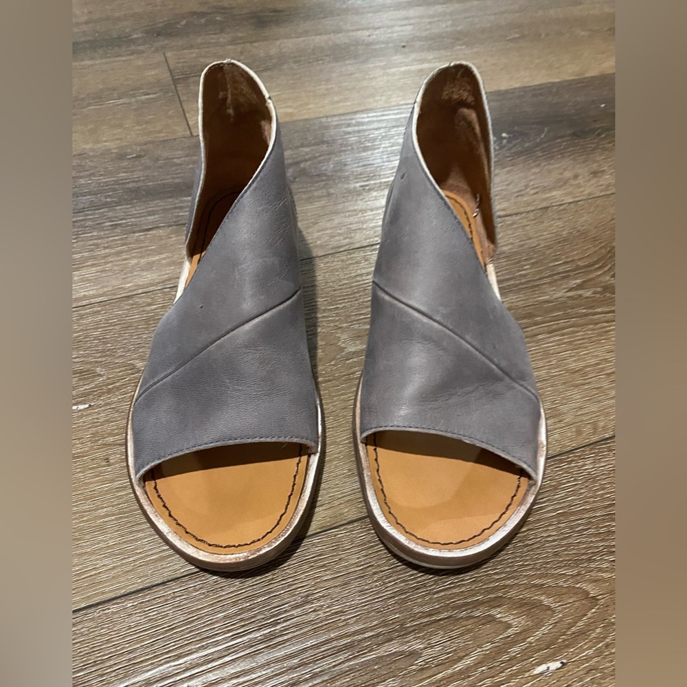 Free People size 37  Mont Blanc Sandals Gray